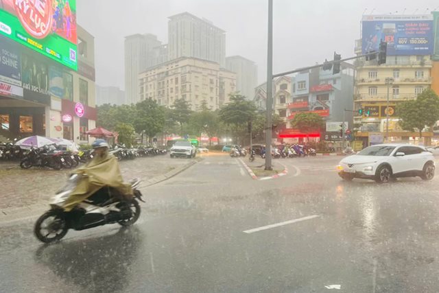 Miền Bắc giảm nhiệt, mưa dông xuất hiện một vài nơi