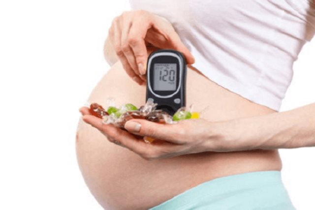 Đái tháo đường thai kỳ có cần kiêng tinh bột hoàn toàn?