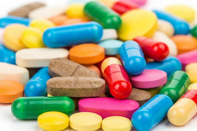 Có nên uống vitamin tổng hợp mỗi ngày không?