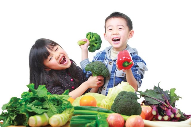 Trẻ dễ ốm khi đi nhà trẻ: Làm sao để tăng sức đề kháng đúng cách?