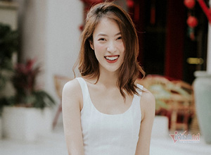 Trở thành MC, "hot girl 7 thứ tiếng" lột xác ngoạn mục