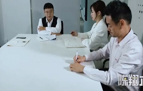 "Tuổi trẻ chưa trải sự đời" phải nên biết im lặng đúng lúc!
