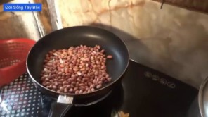 Nộm tai lợn nước măng chua (phần 1)