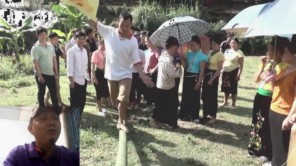 Cuộc thi đi cầu khỉ của người Tây Bắc
