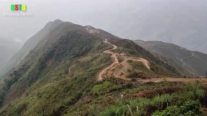 Sống lưng khủng long Tà Xùa ngày mưa gió (phần 1)