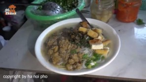 Bún riêu cua chợ sa cổ loa 