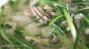 Phở gà gia truyền trên phố Phan Bội Châu Hà Nội (p4)
