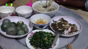 Cá thối gói lá chuối vùi than thơm nức mũi (Phần 3)