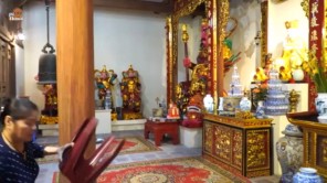 Nơi tinh hoa nghệ thuật Gốm sứ giao hòa với tâm linh - Chùa làng Bát Tràng (phần 4)
