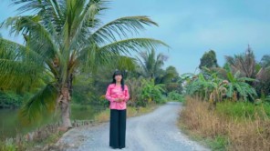 CUỘC ĐỜI LÔ TÔ - ĐOAN TRANG