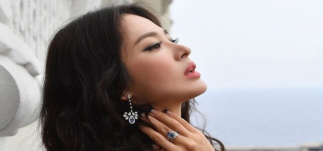 Song Hye Kyo lộng lẫy sau vụ ly hôn nghìn tỷ