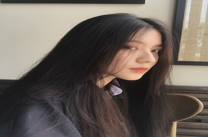 Hot girl lạnh lùng cá tính 