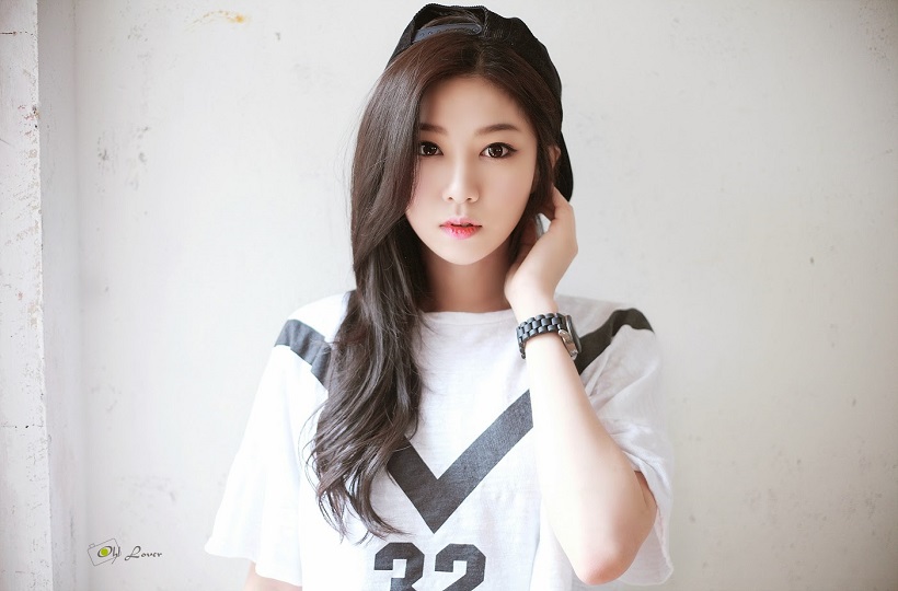 Girl xinh vẻ ngoài trong trẻo