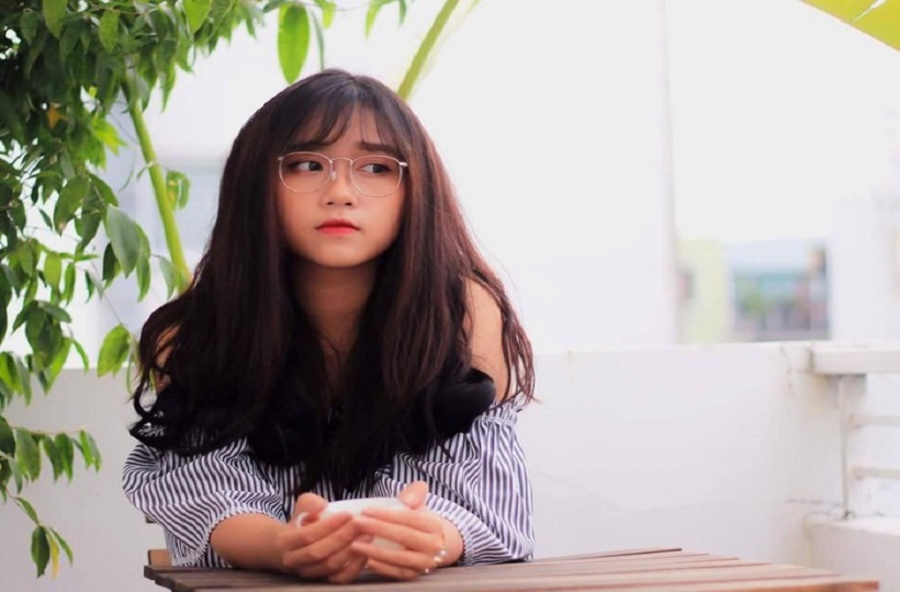 Vẻ đẹp trong veo, thánh thiện của hot girl Việt Nam 