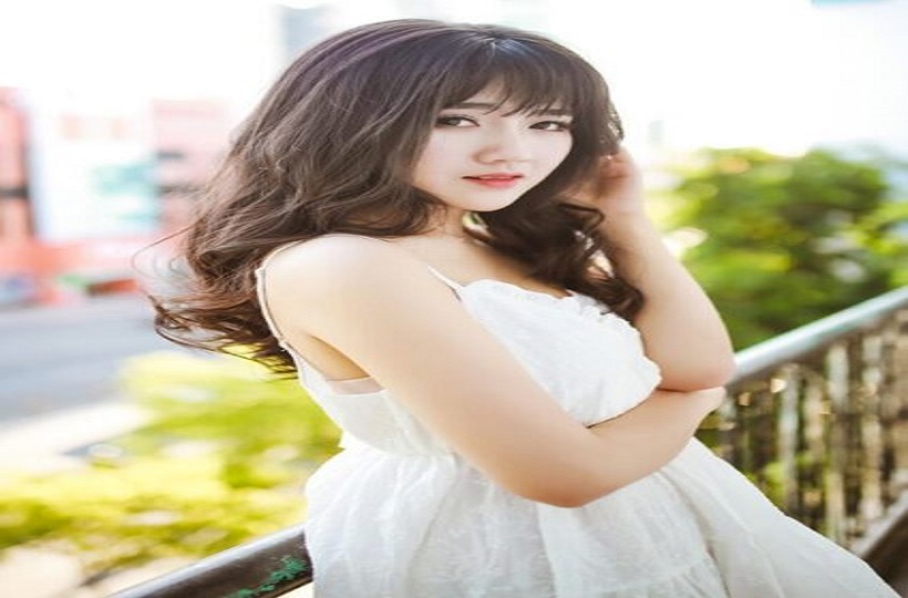 Cô hot girl xinh đẹp duyên dáng 