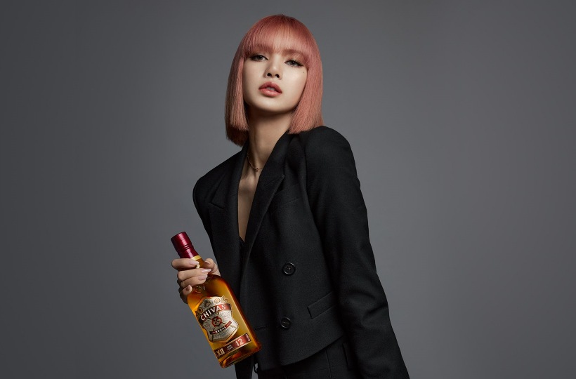 LISA của Blackpink là đại diện nữ châu Á đầu tiên của Chivas