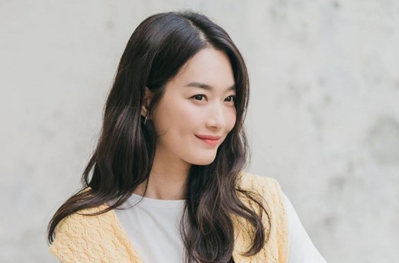 Shin Min-ah sắp kết hôn với Kim Woo Bin