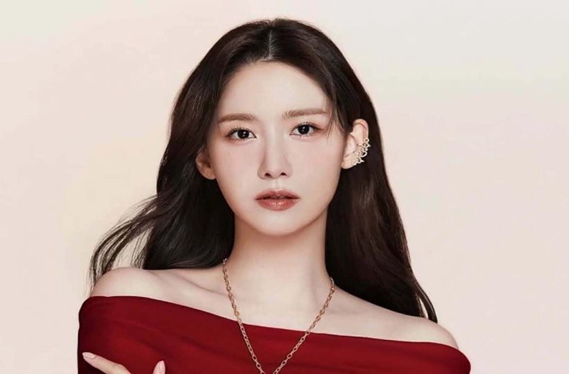 Yoona vẫn trẻ đẹp dù vào nghề 20 năm