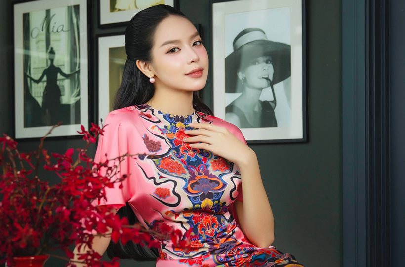 Thanh Thủy hóa quý cô ngọt ngào