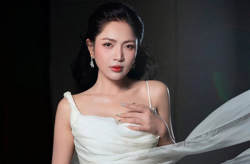 Duyên Quỳnh xin lỗi vì hát nhép