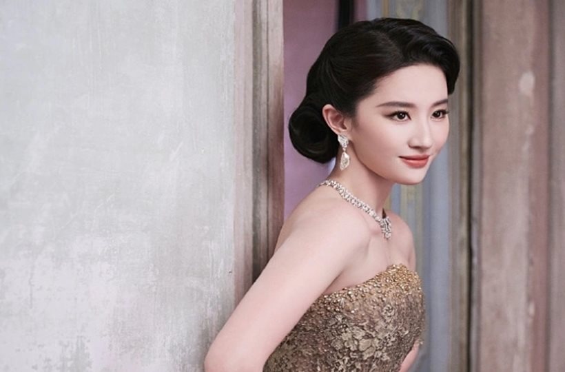 Lưu Diệc Phi đẹp sang chảnh