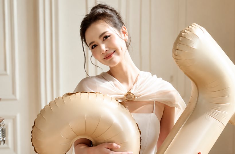 Phan Minh Huyền đón tuổi 37
