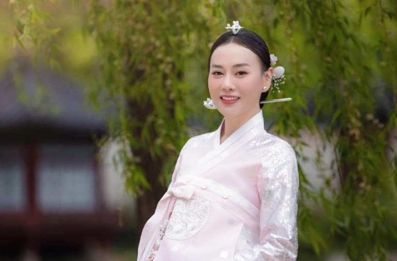 Phương Oanh được khen thần thái như Hoàng Hậu