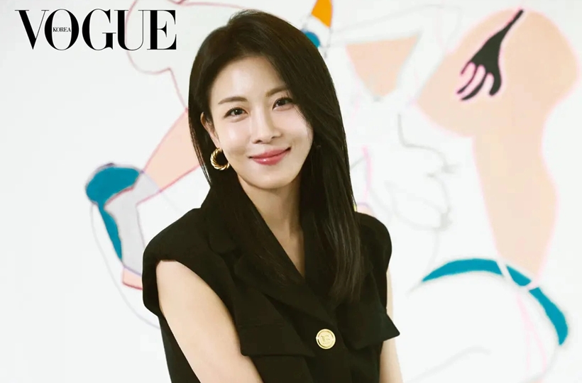 Sắc vóc xinh đẹp của Ha Ji Won ở tuổi 47