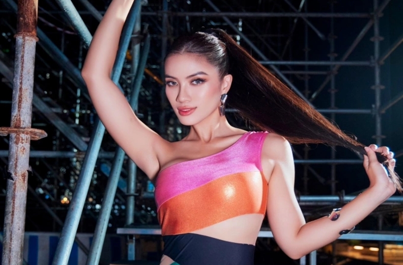 Minh Nhàn nỗ lực siết dáng trước chung kết Miss Cosmo Vietnam