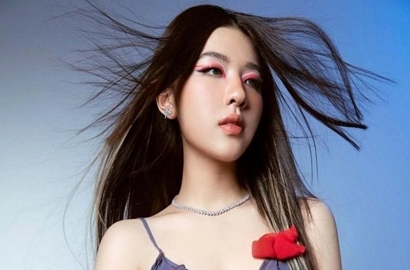 La Moon đắt show sau Em xinh say hi