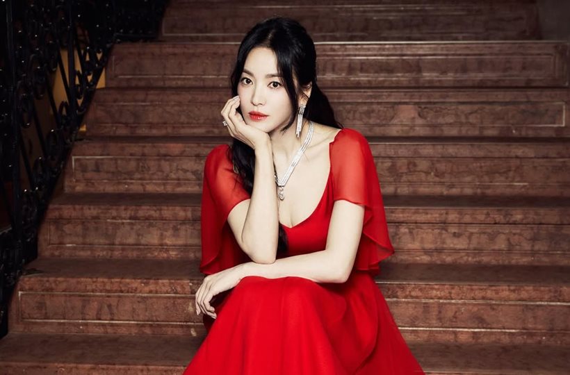 Nét đằm thắm của mỹ nữ Hàn Song Hye Kyo