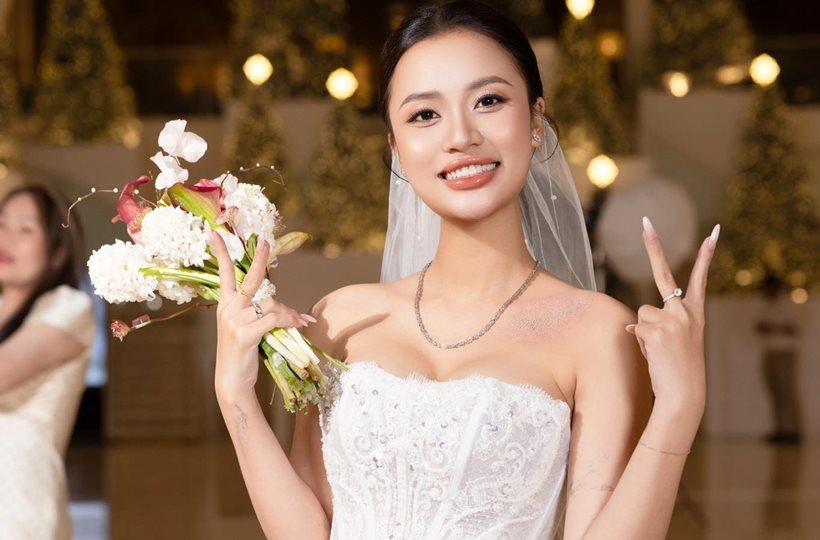 Nhan sắc con dâu nghệ sĩ Tấn Beo