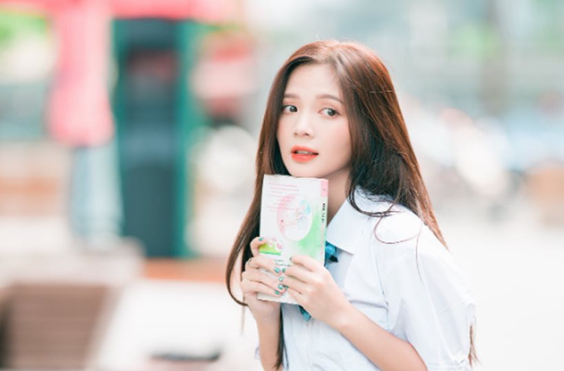 Ngọc Huyền xinh xắn trong tạo hình học sinh